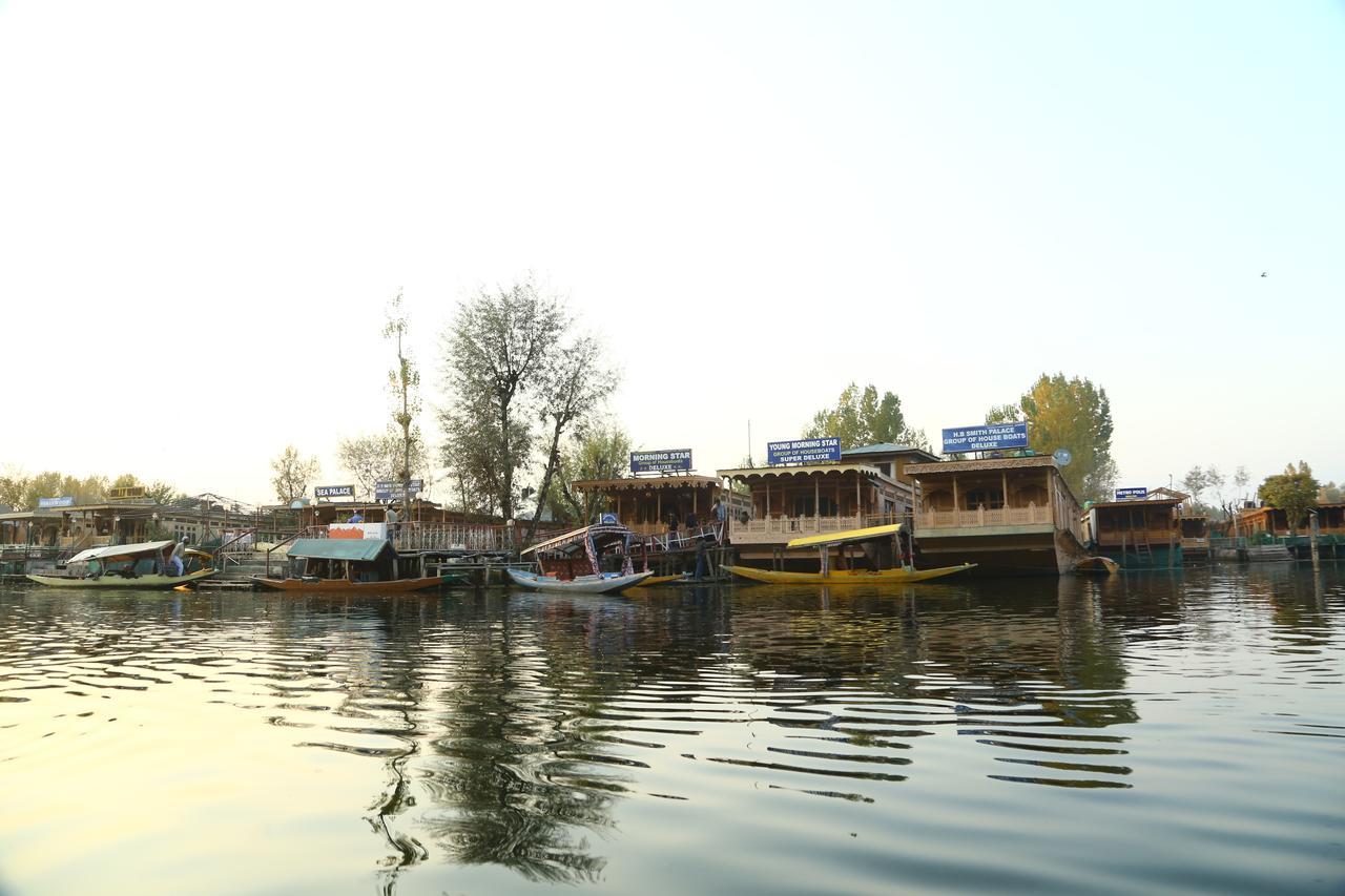 Morning Star Group Of Houseboats Hotel Srīnagar Zewnętrze zdjęcie