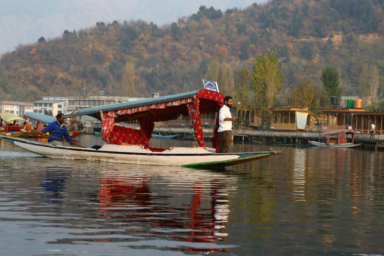 Morning Star Group Of Houseboats Hotel Srīnagar Zewnętrze zdjęcie